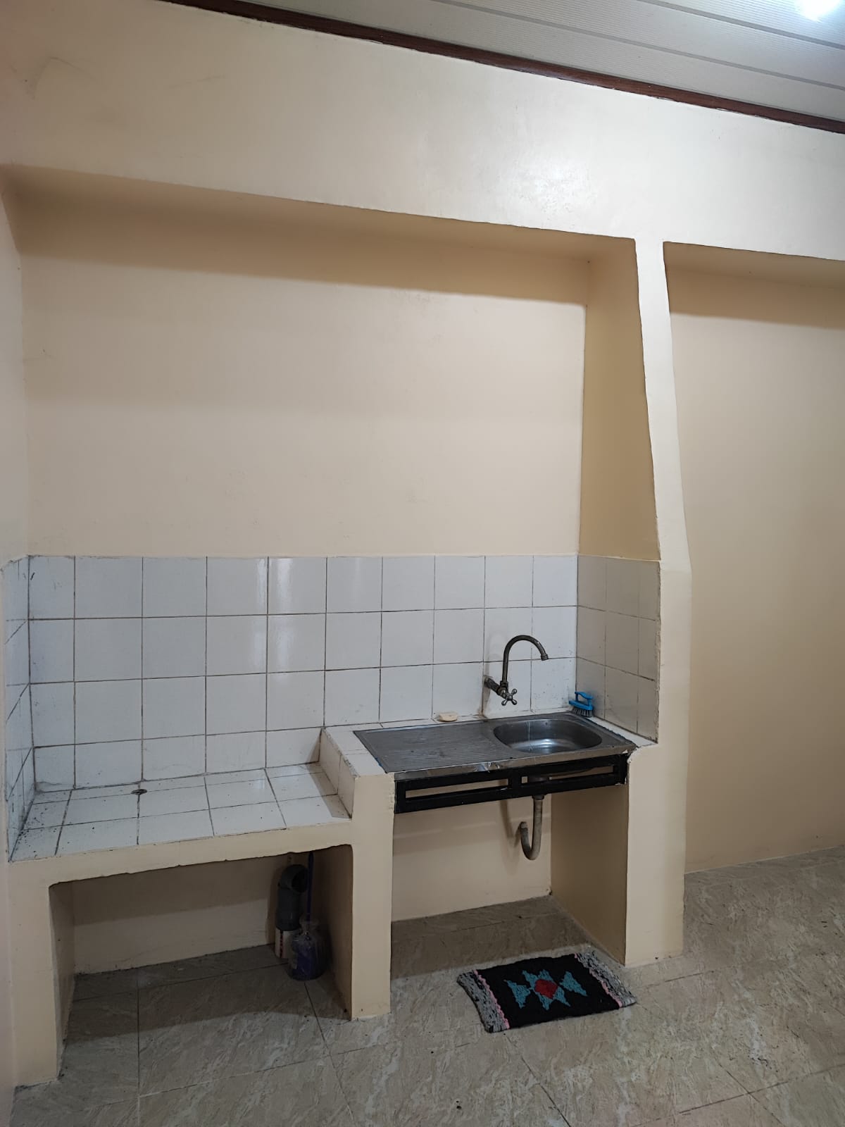 DiSewakan Ruko Di Tarum Barat Jababeka Cikarang